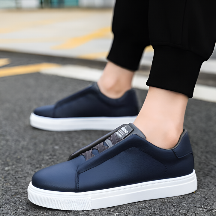 BRUCE™ - COMFORTABLE SLIP-ON SNEAKERS