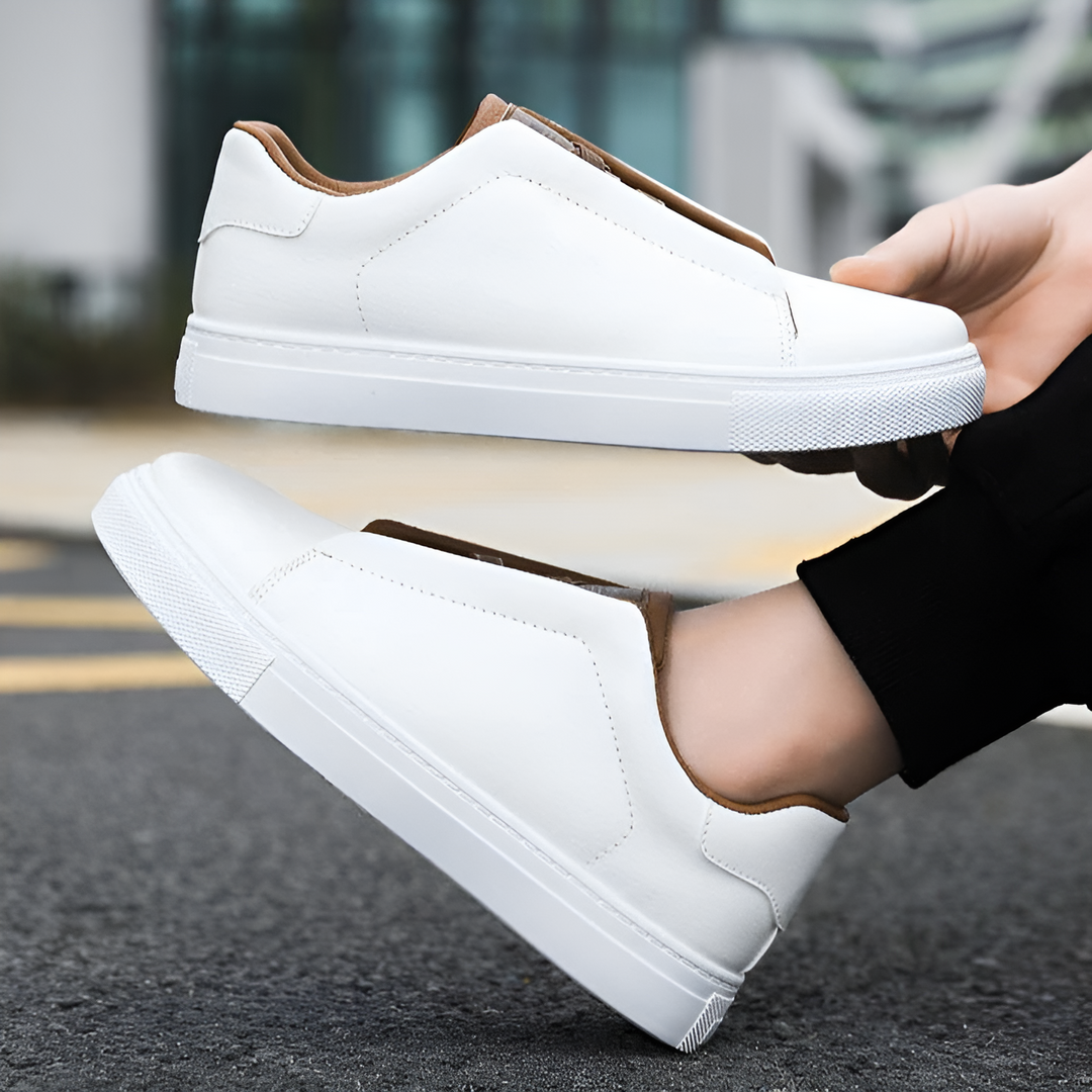 BRUCE™ - COMFORTABLE SLIP-ON SNEAKERS